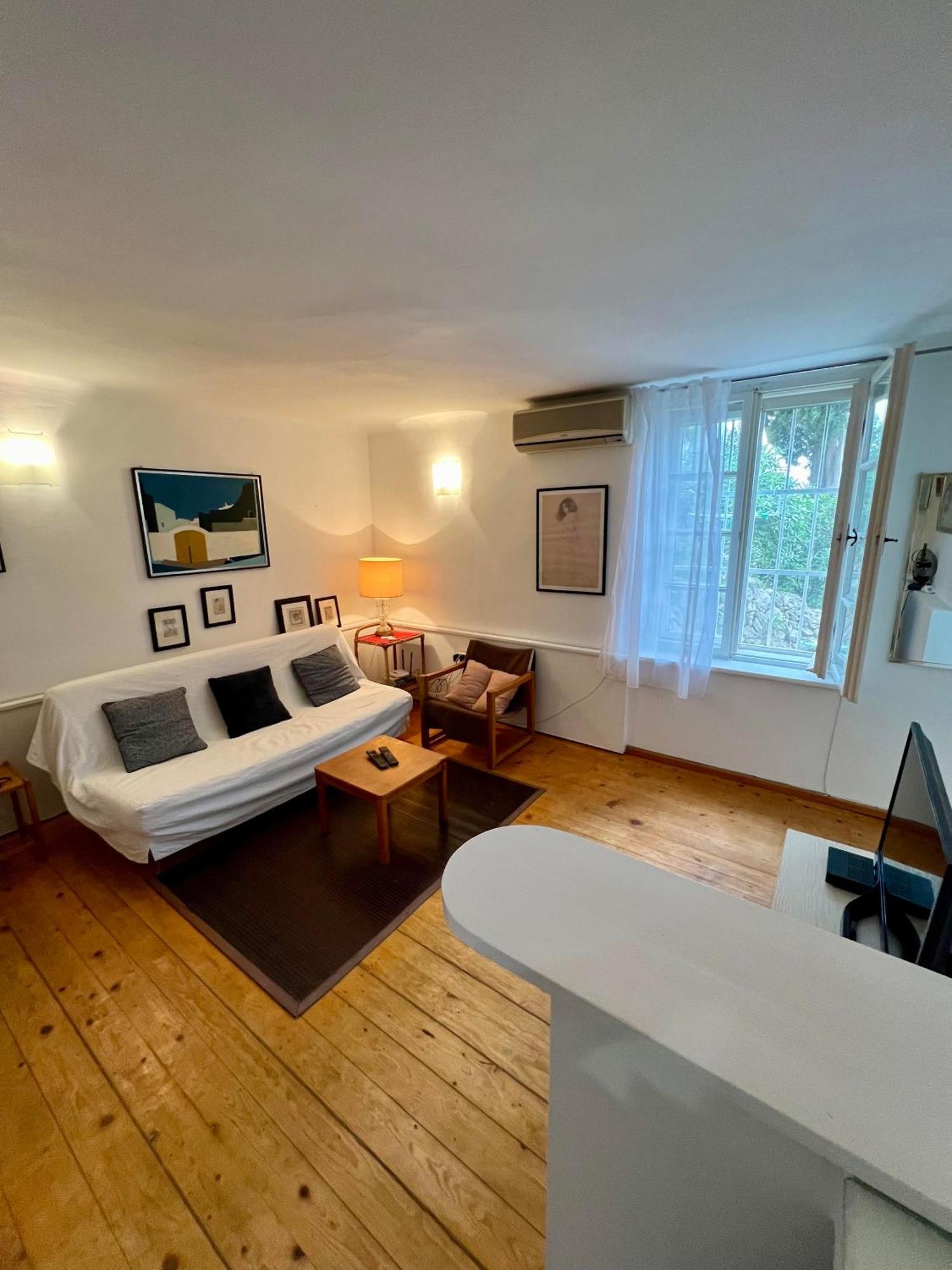 Nugal Apartment *
